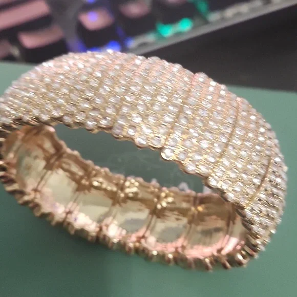 Park Lane FOXY Bracelet LIMITED EDITION - Picture 3 of 3